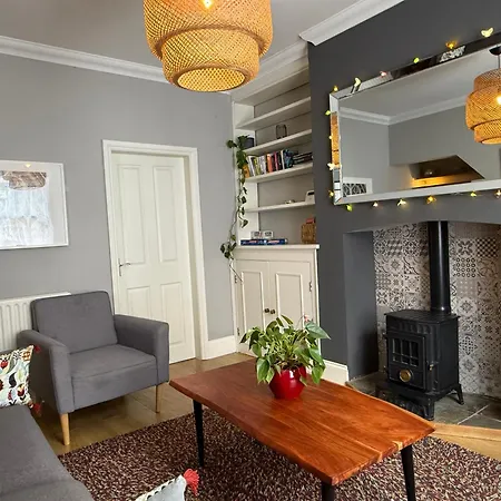 Hébergement de vacances Retreat L Quiet And Close To Everything